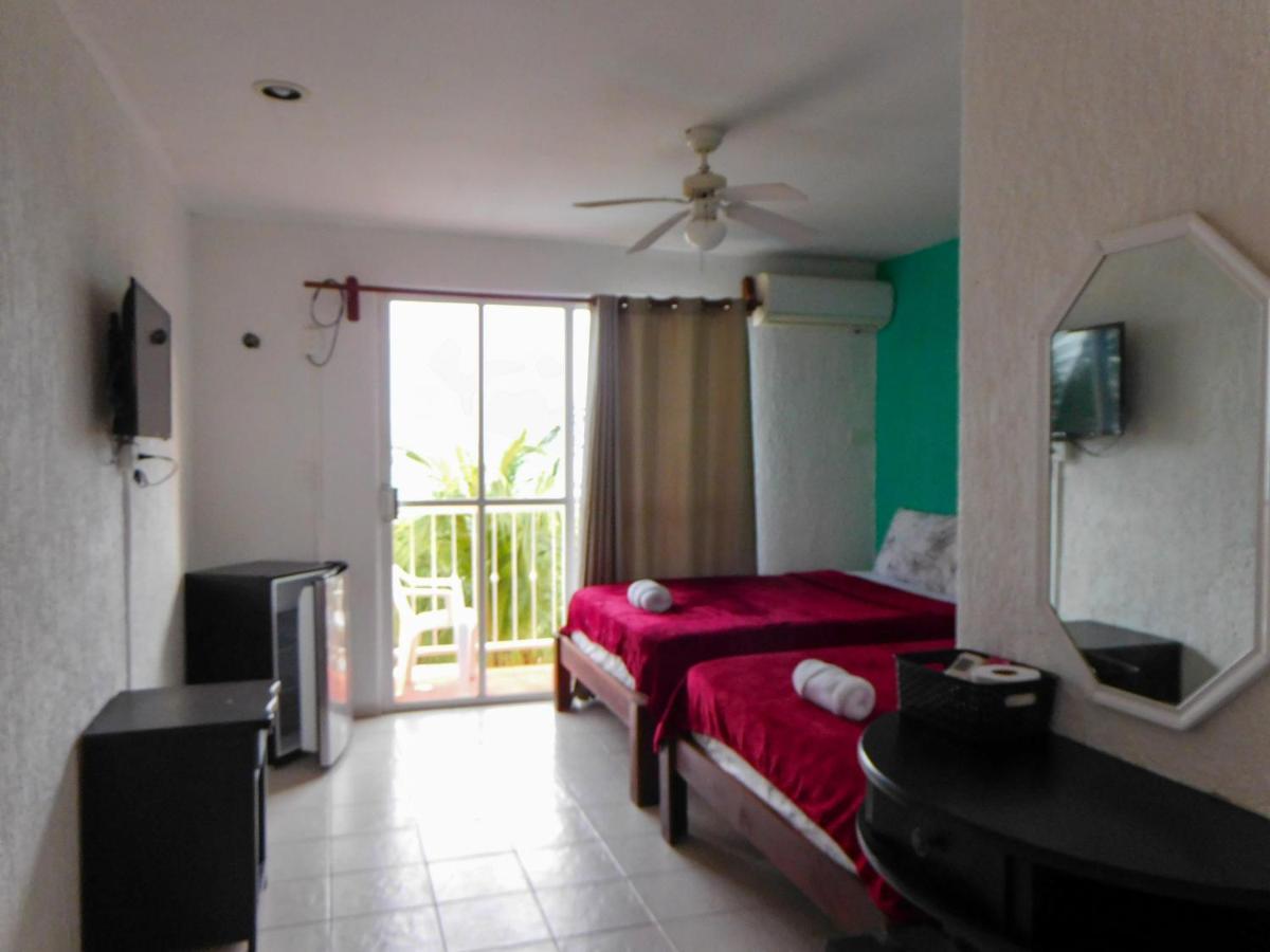 Hotel Ma Elena Isla Mujeres Dış mekan fotoğraf